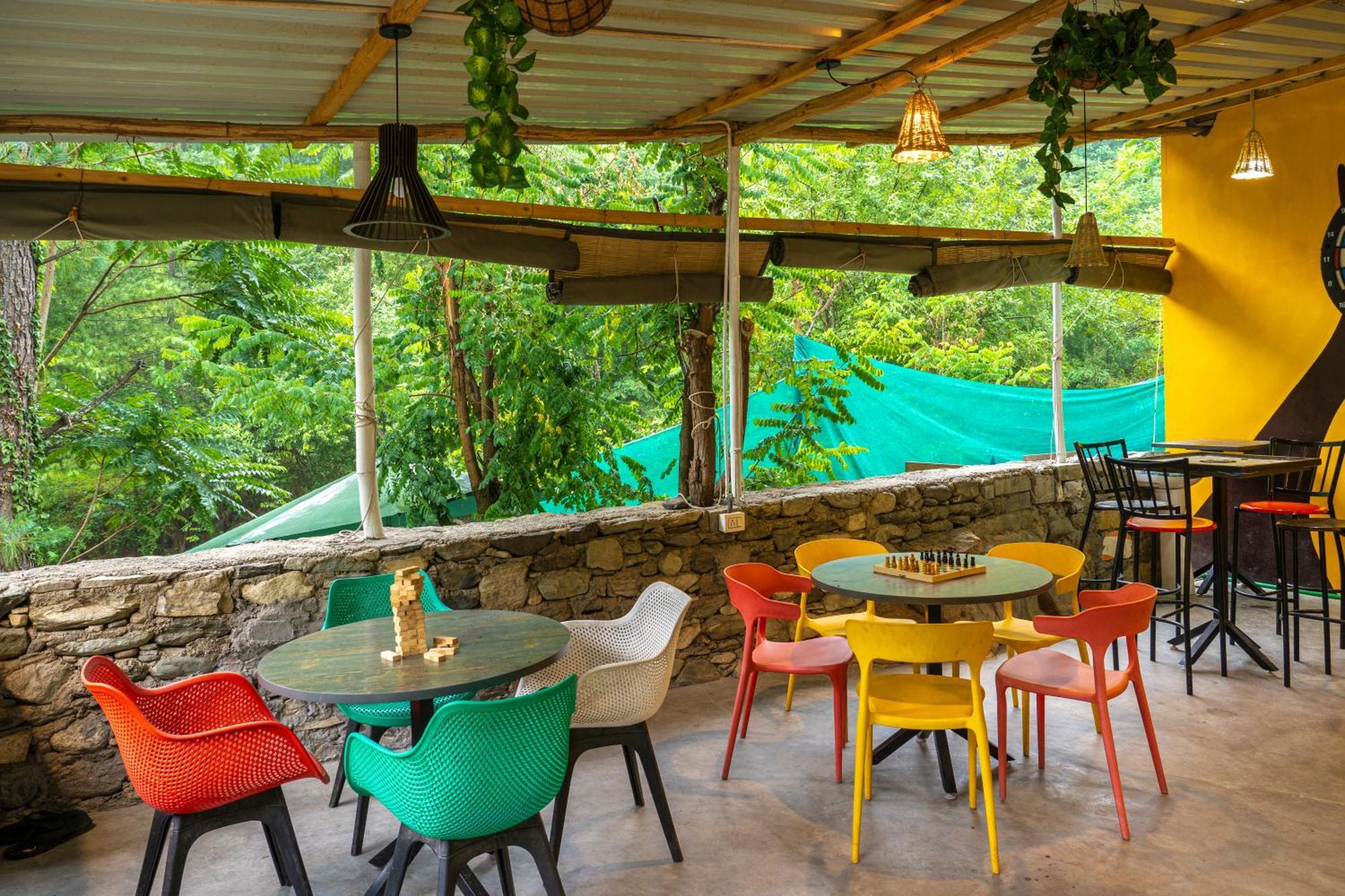 Whoopers Boutique Resort Jibhi מראה חיצוני תמונה