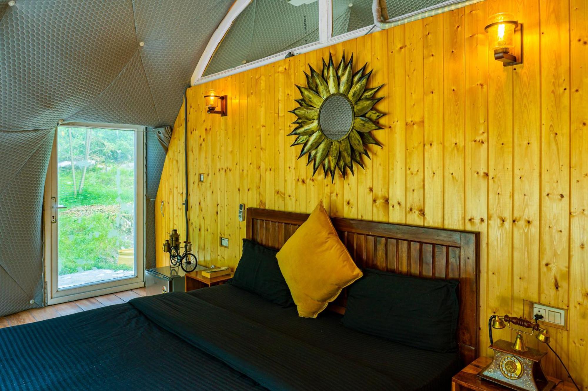 Whoopers Boutique Resort Jibhi מראה חיצוני תמונה