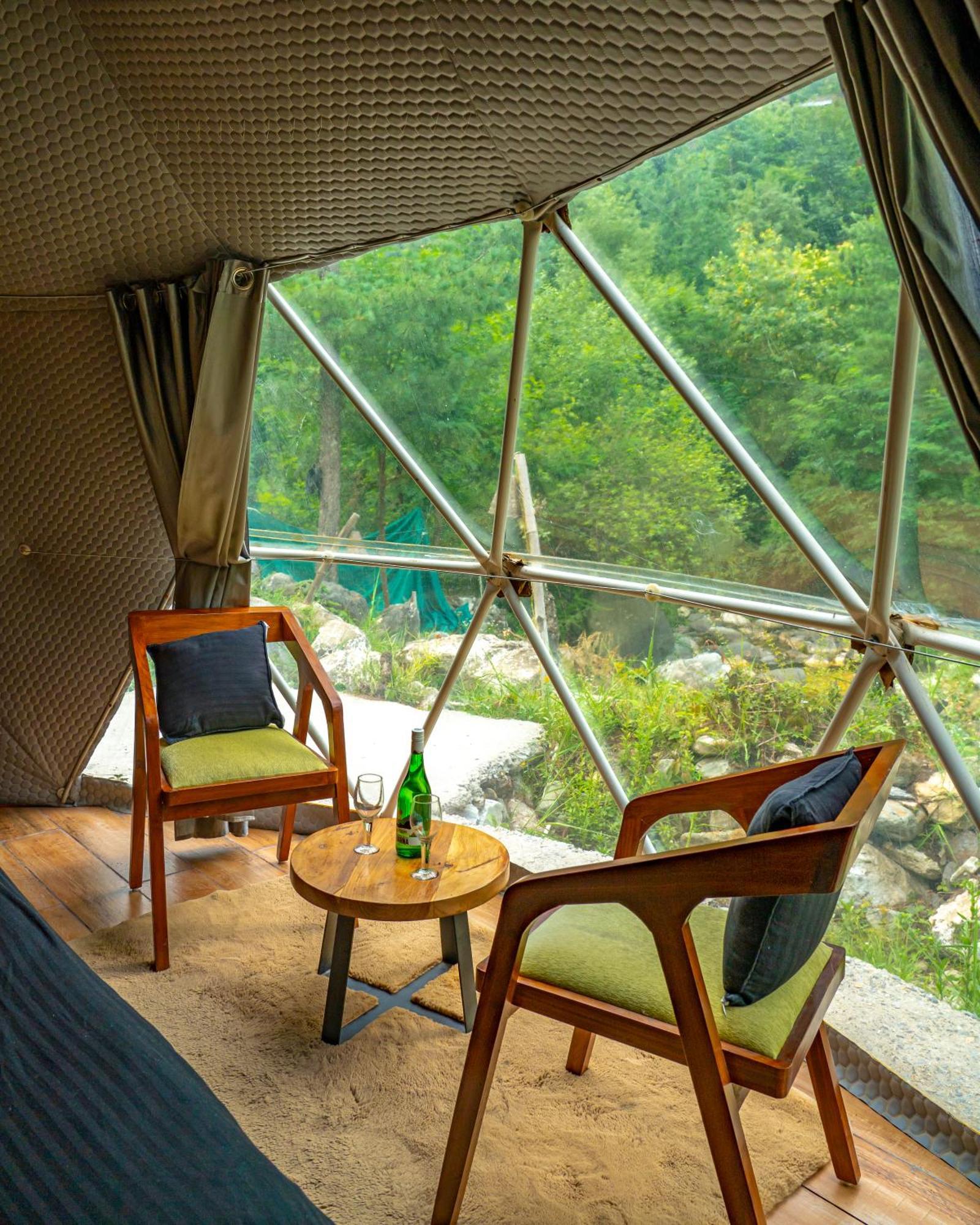 Whoopers Boutique Resort Jibhi מראה חיצוני תמונה
