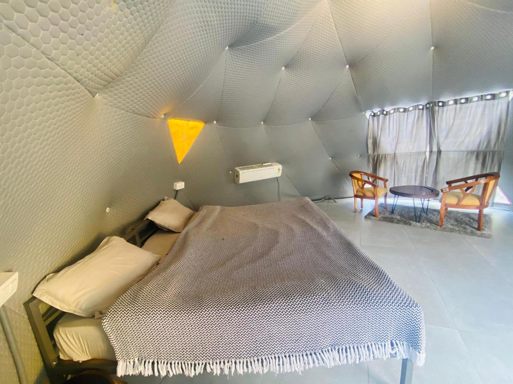 Whoopers Boutique Resort Jibhi מראה חיצוני תמונה